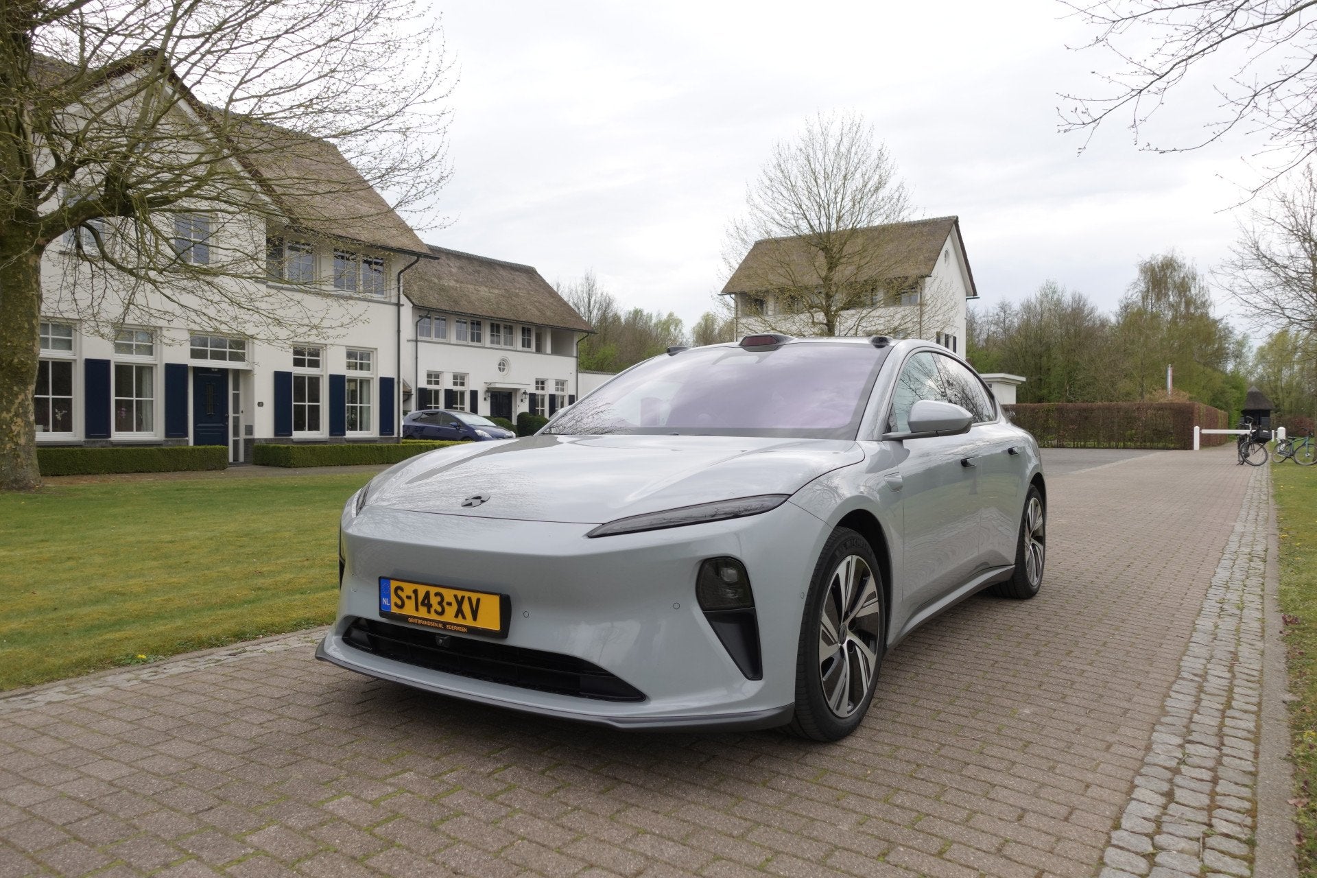 NIO ET5 75KW | Trekhaak | Autopilot | 360 Camera | Massage, Auto's, NIO, 12 maanden, Gebruikt, 451 km, Leder en Stof