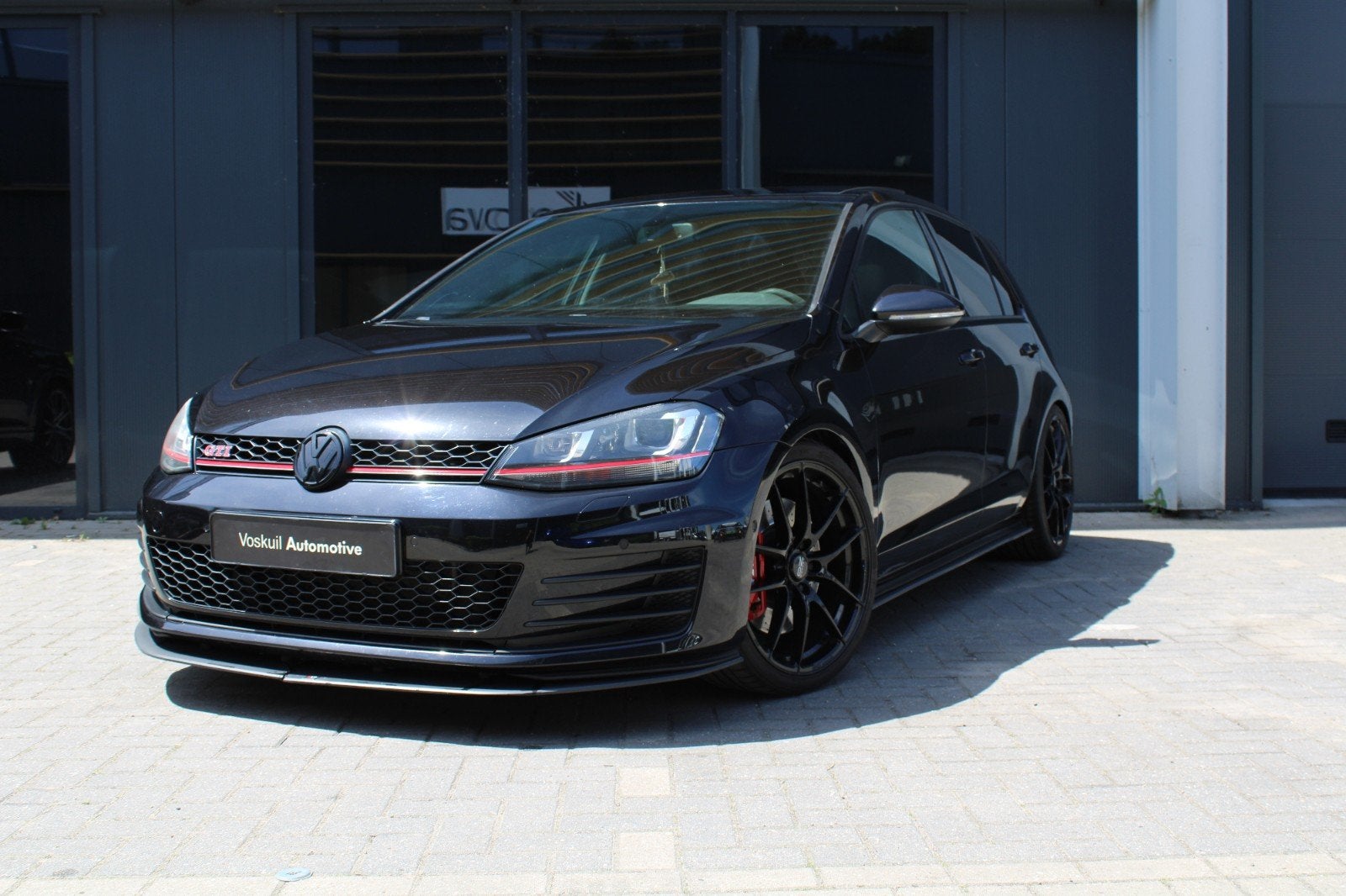 Volkswagen Golf 2.0 TSI 169KW 5D DSG 2016 Zwart, Stof, Zwart, 4 cilinders, 1984 cc