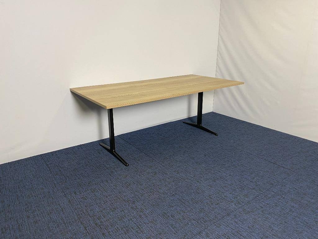 72 x Vergadertafel Ahrend Mehes - nieuw blad naar keuze