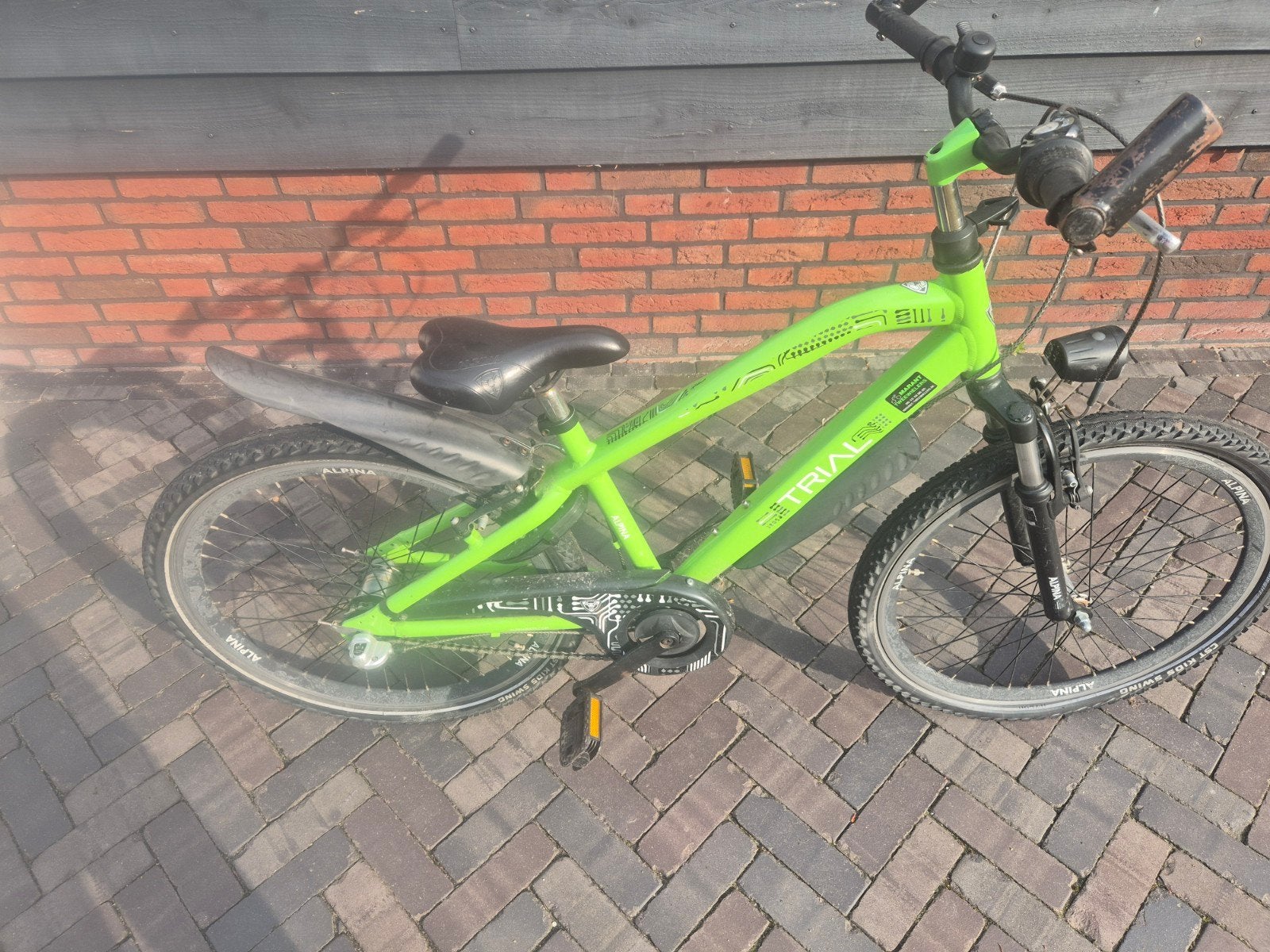 Trial Bike 24 inch - Groen - Gebruikt, Ophalen, 24 inch of meer, Gebruikt, Velgrem