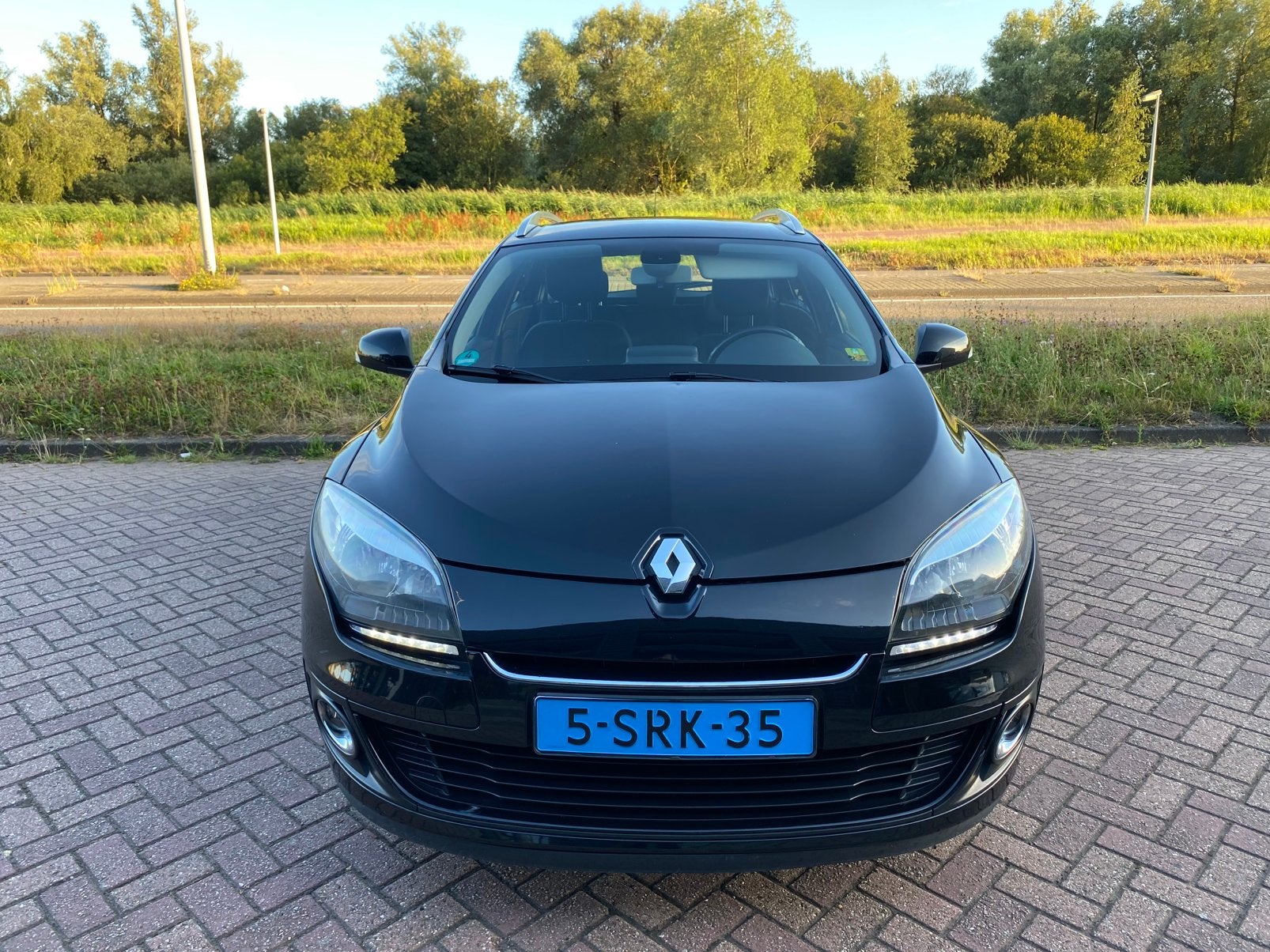 Renault Mégane 1.5 DCI 81KW Estate 2013 Zwart - taxi klaar, Voorwielaandrijving, Euro 5, Zwart, 4 cilinders