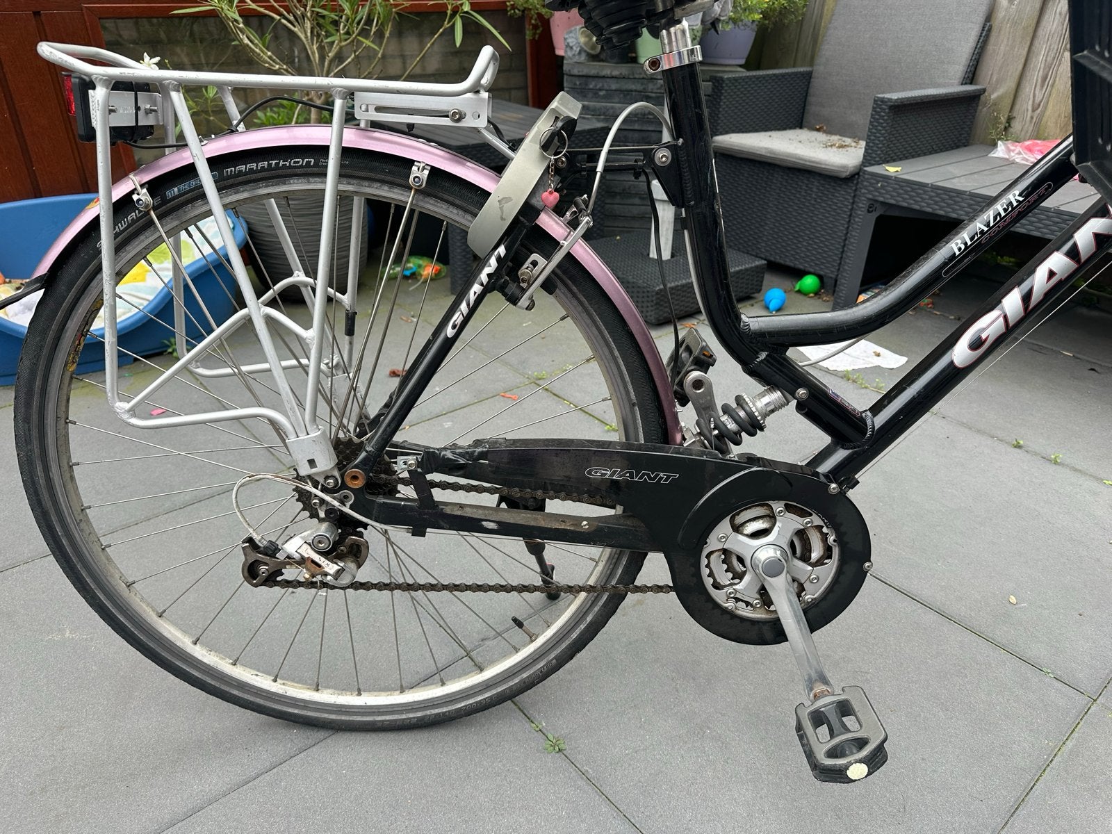 Foto 6 van Giant Blazer damesfiets met voordrager en versnellingen