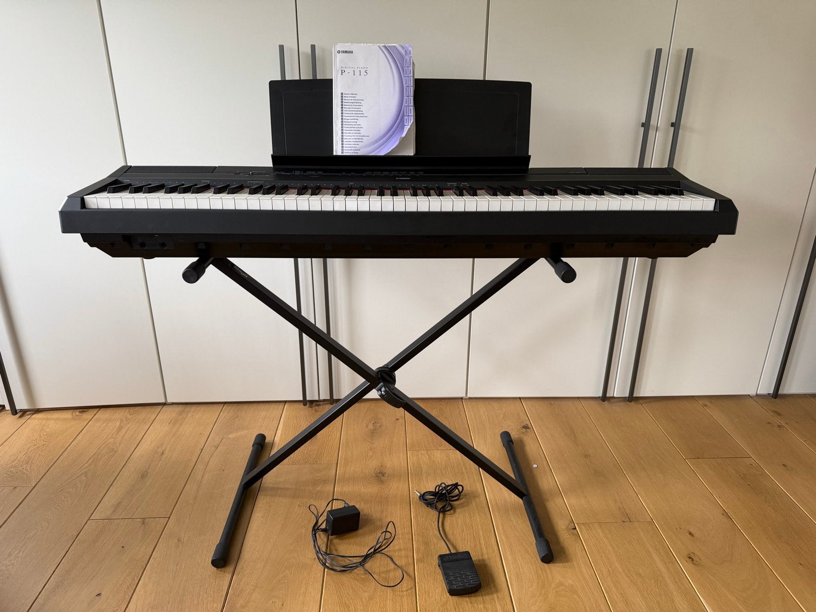 Yamaha P-115 Digitale Piano - Zo goed als nieuw, Ophalen, Zwart, Digitaal, Zo goed als nieuw