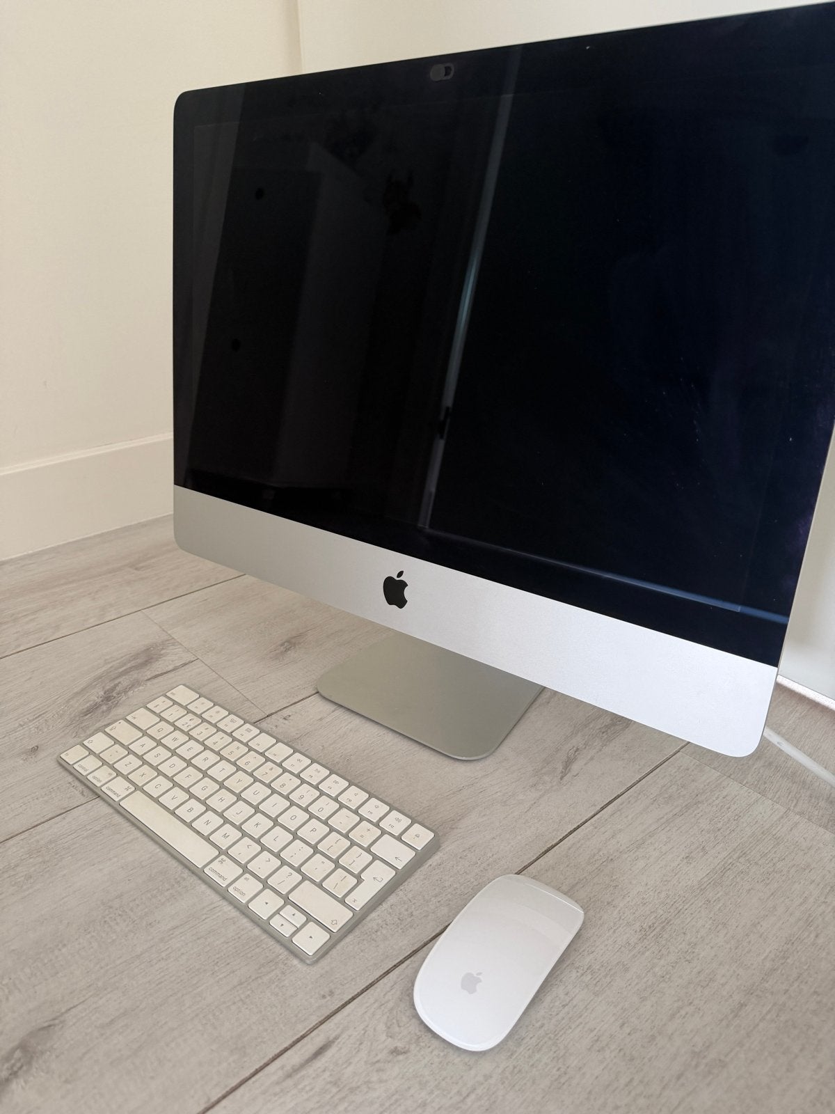Apple iMac 21,5 inch (2015) - i5, 8GB RAM, 1TB opslag, Ophalen, Gebruikt, 2 tot 3 Ghz, 8 GB