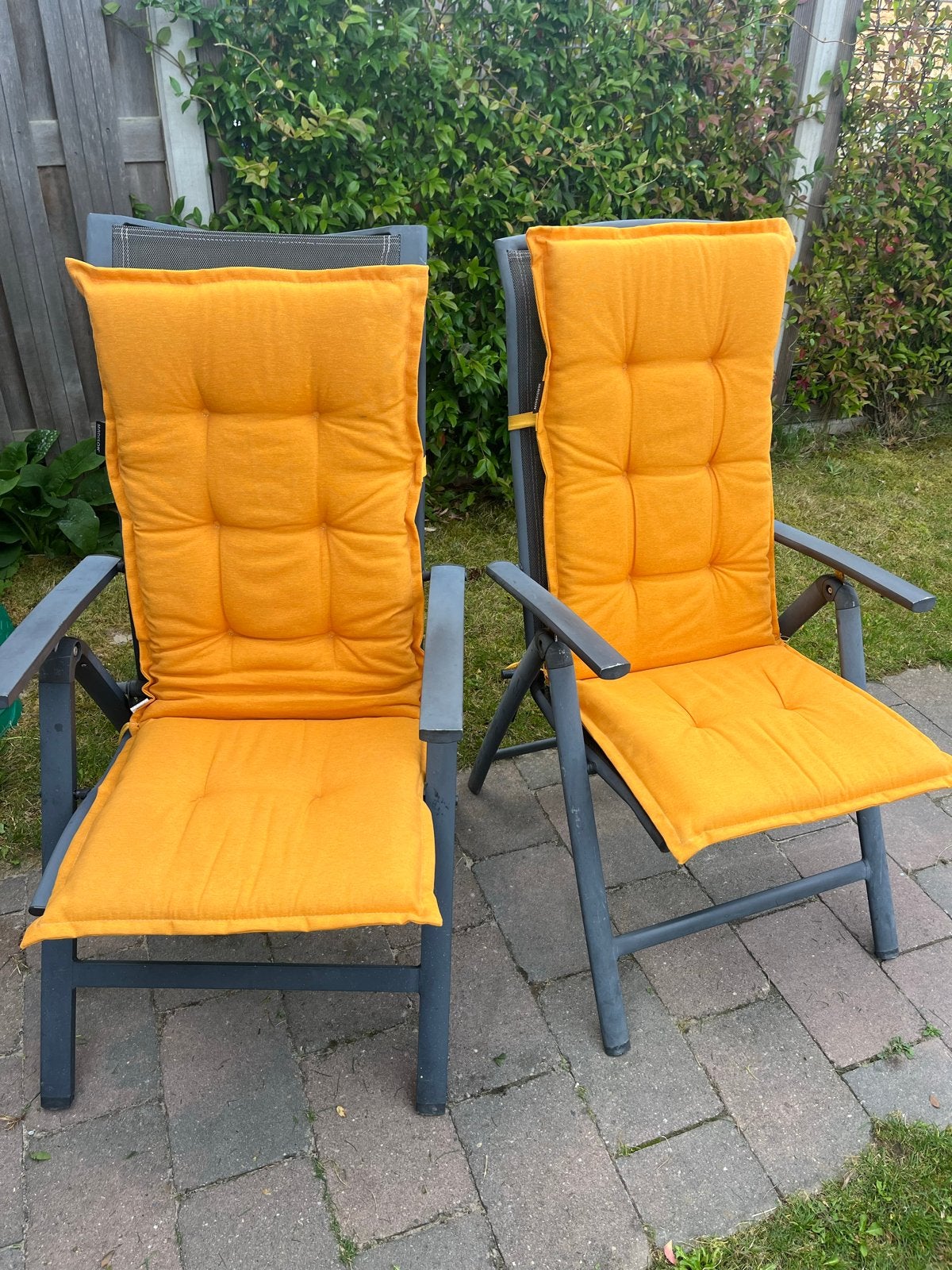 2 Madison tuinkussens - Panama Golden Glow, Ophalen, Zo goed als nieuw