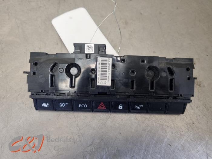 Paniekverlichtings Schakelaar van een Renault Master, Gebruikt, -, Renault, -