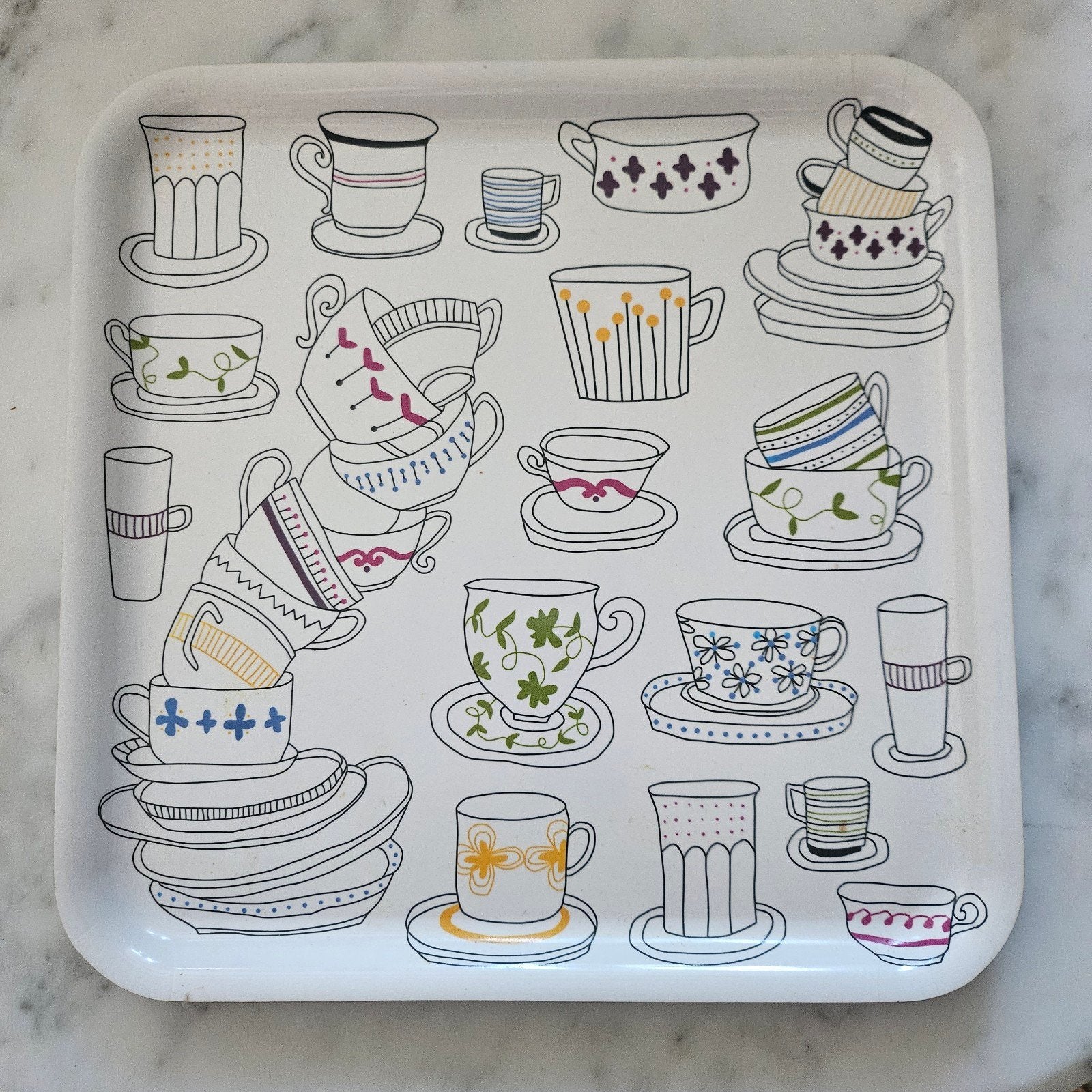IKEA barbar Dienblad vierkant met kopjes en schotels design, IKEA, Kunststof, Ophalen of Verzenden, Meerkleurig