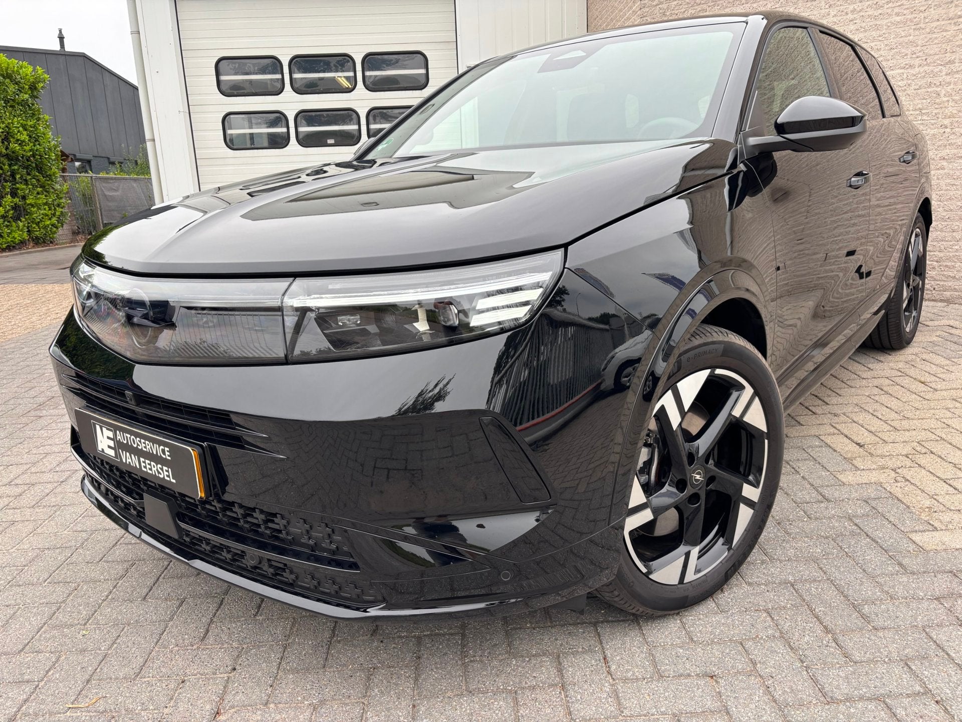 Opel GRANDLAND 1.6 Turbo Plug-in-Hybrid Business Edition PAN, Auto's, Adaptive Cruise Control, Gebruikt, 4 cilinders, 150 pk