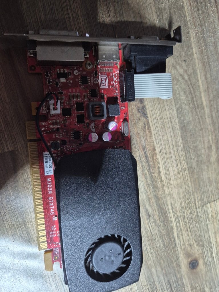 ATI Radeon HD 7450 1GB DDR3 videokaart – HDMI DVI VGA, Computers en Software, Gebruikt, Overige soorten, HDMI, Ophalen of Verzenden