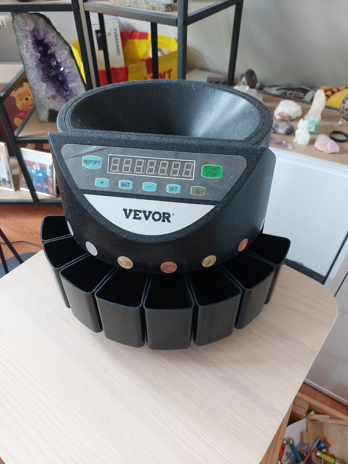 Munt teller en sorteer machine, Ophalen