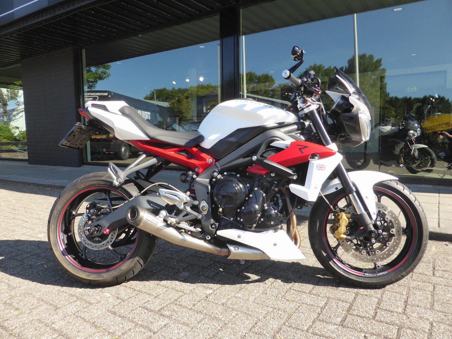 Triumph Street Triple R ABS (bj 2013), Motoren, Motoren | Triumph, Triumph Motocycles, Bedrijf, Triumph.Benelux@triumph.co.uk
