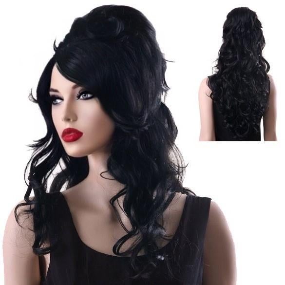 Luxe Amy Winehouse beehive pruik incl. gratis rozen tattoo, Verzenden, Nieuw, Pruik of Haarverlenging