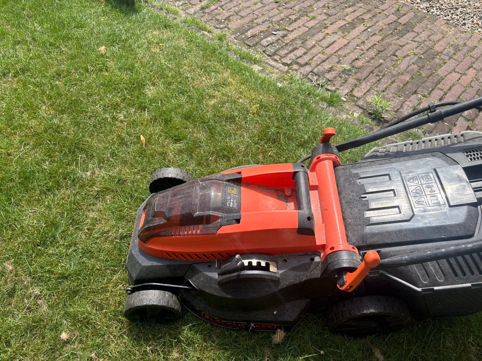 Black+Decker grasmaaier - Goed werkend, Ophalen, Cirkelmaaier, Gebruikt, Elektrische grasmaaier