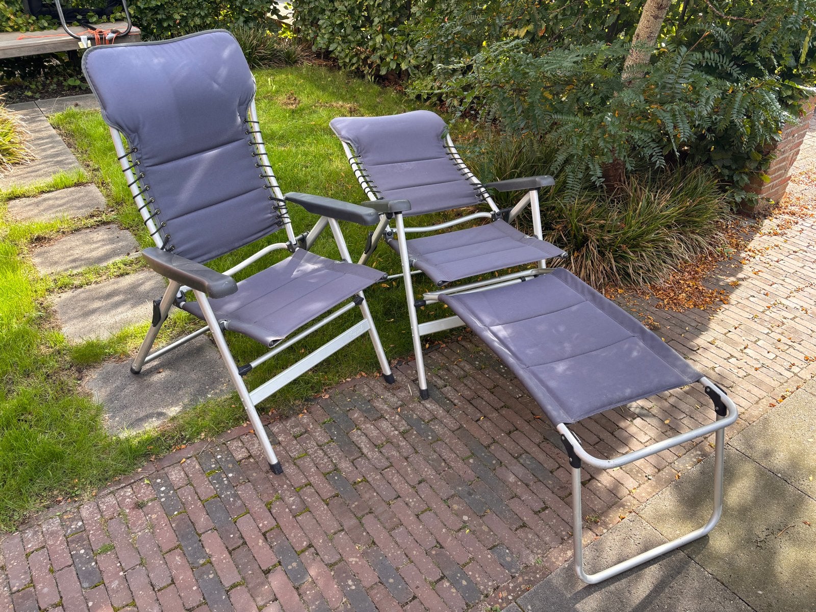 2 campingstoelen met voetenbankje, Caravans en Kamperen, Ophalen, Gebruikt, Campingstoel