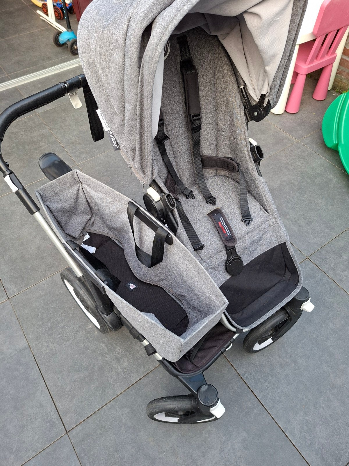 Bugaboo Donkey 3 Duo met meerijdplank en Maxi-Cosi adapter, Zo goed als nieuw, Ophalen, Kinderwagen, Duowagen