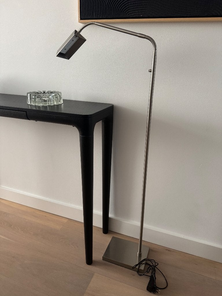 Staal RVS zilver vloerlamp brutalist vintage design eglo, Ophalen, Gebruikt, 100 tot 150 cm, Vintage-look, scandi, brutalist