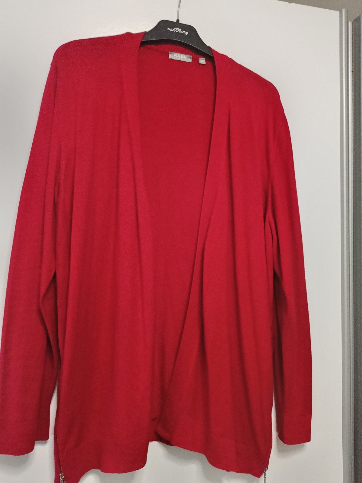 Mooi rood vest van Rabe, maat 48, Ophalen of Verzenden
