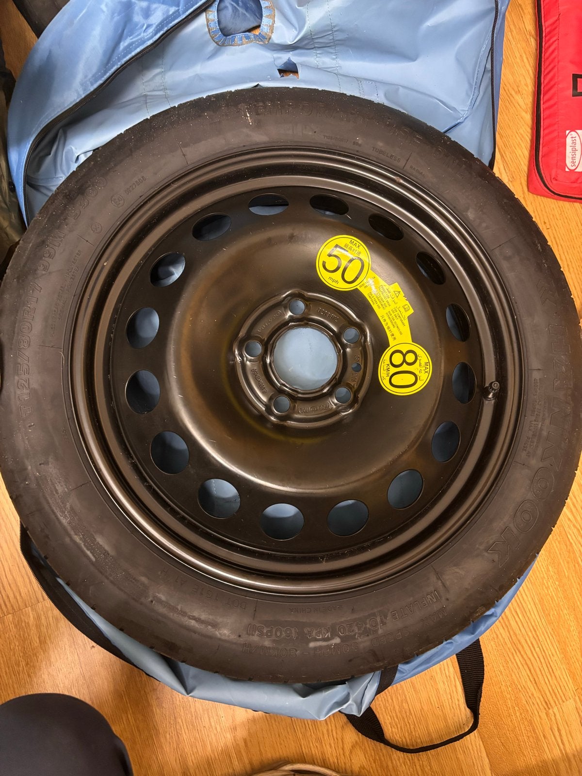 Reservewiel / Thuiskomertje 17 inch T125/80R17 (2 stuks), Ophalen, Gebruikt, Banden en Velgen, 17 inch