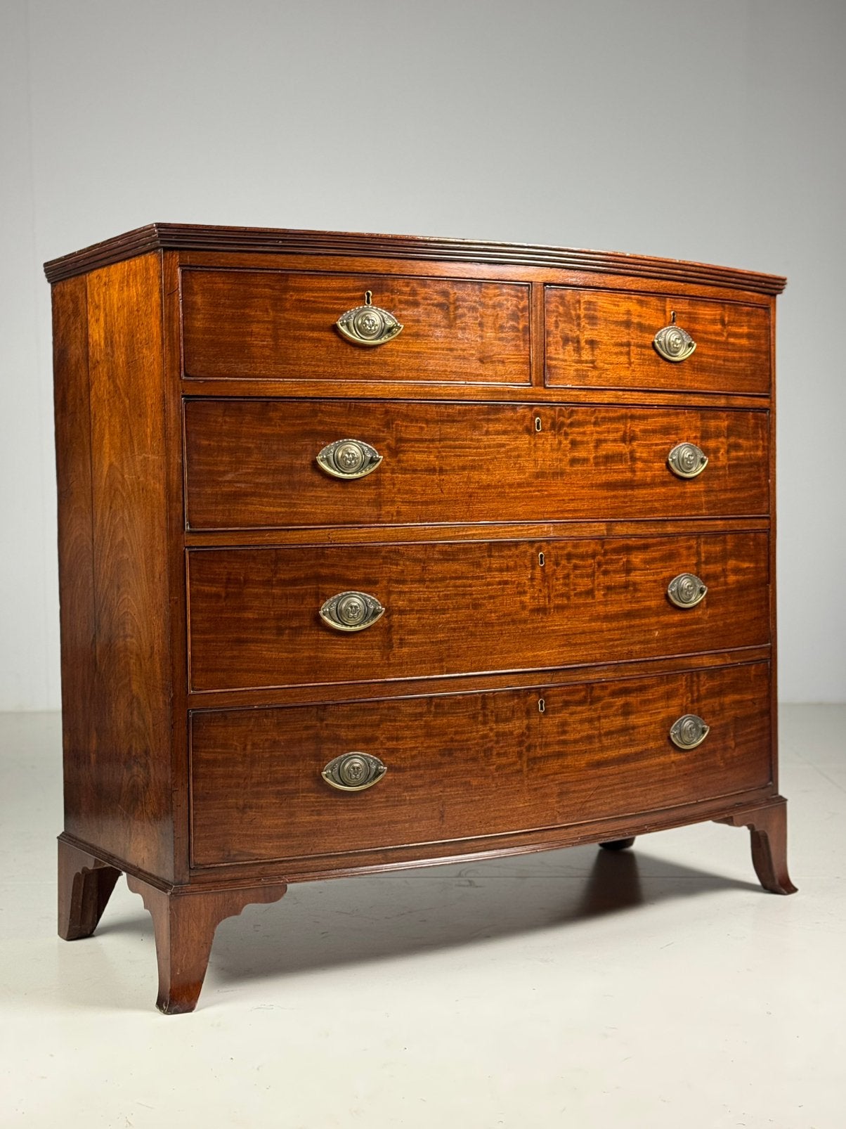 Mahonie bowfront commode 19e eeuw