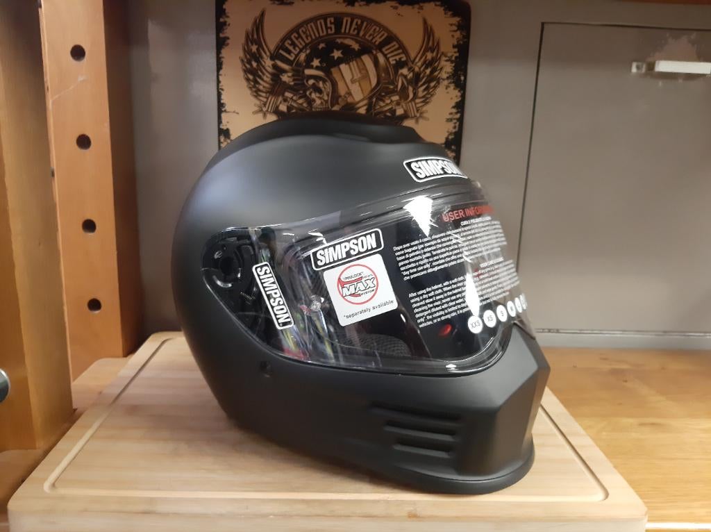 Simpson helm mat zwart XXL Simpson speed integraalhelm XXL, Motoren, Overige merken, Pascalstraat 6 1704 RD Heerhugowaard, Dames