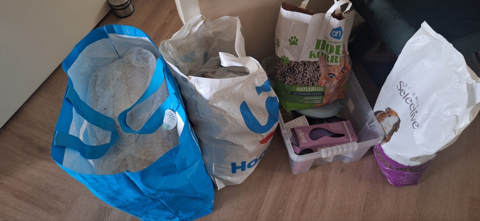 GRATIS ophalen; Cavia brokjes, hooi, hennepvezel etc!, Ophalen, Verzorging