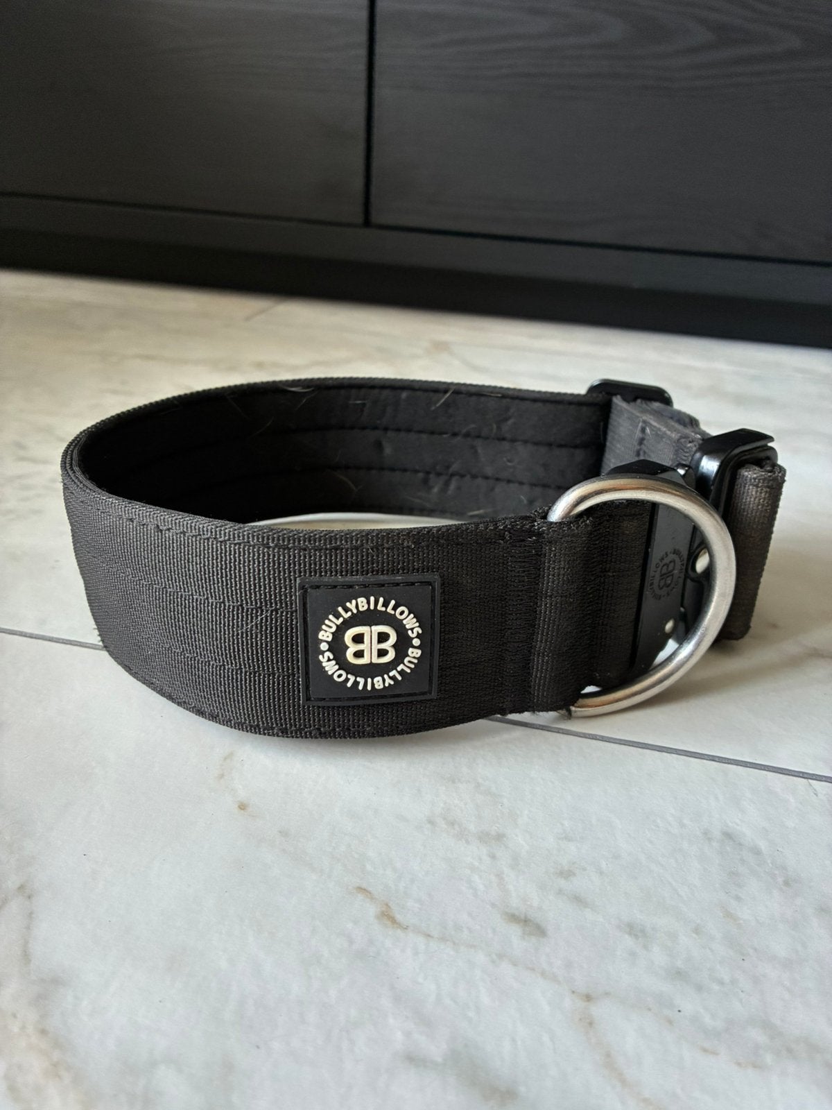 Bullybillows halsband, Ophalen of Verzenden, Gebruikt