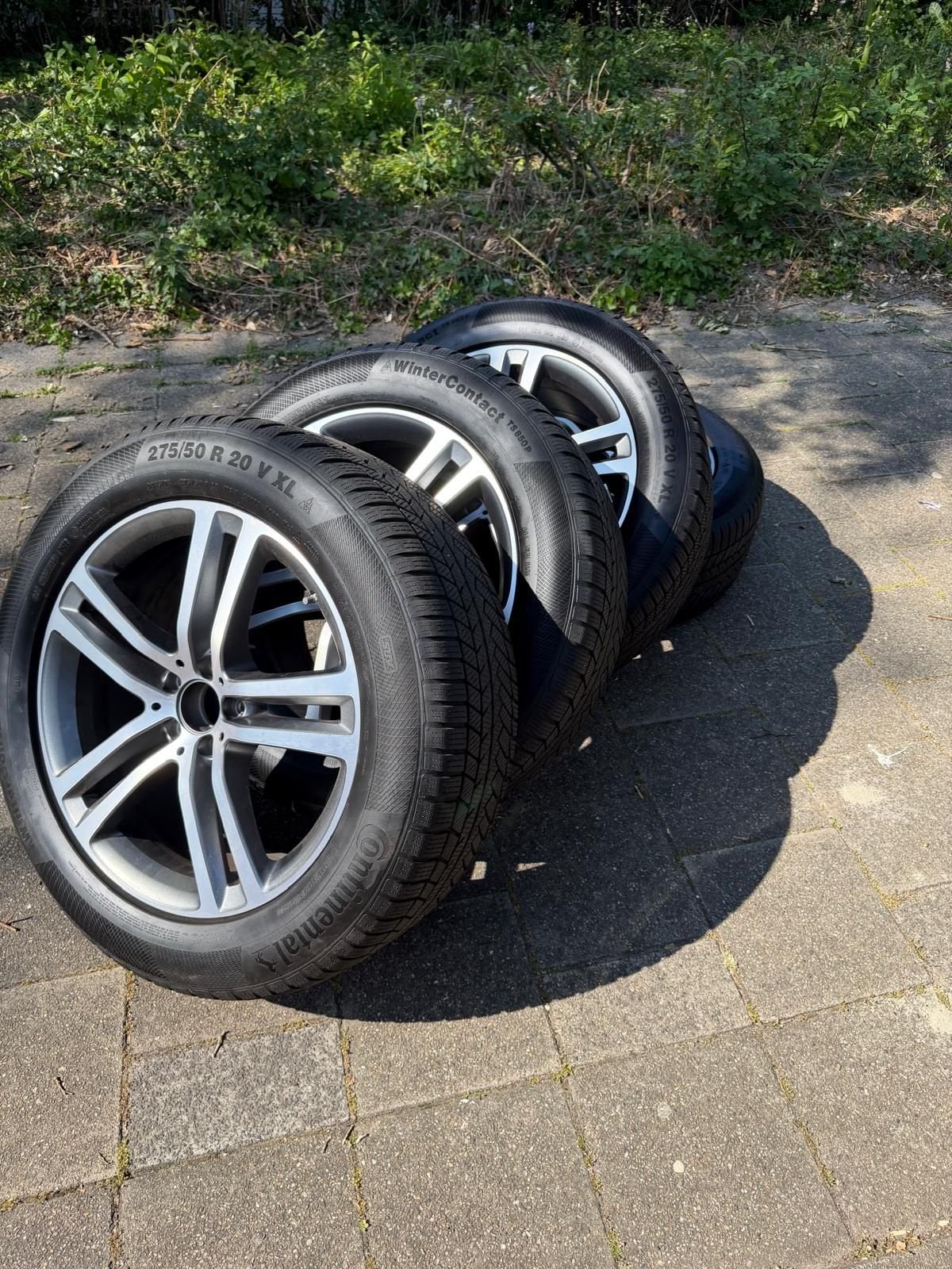 4x Nieuwe Winterbanden met velgen 20 inch Continental, Auto diversen, Velgenbomen, Ophalen, Gebruikt
