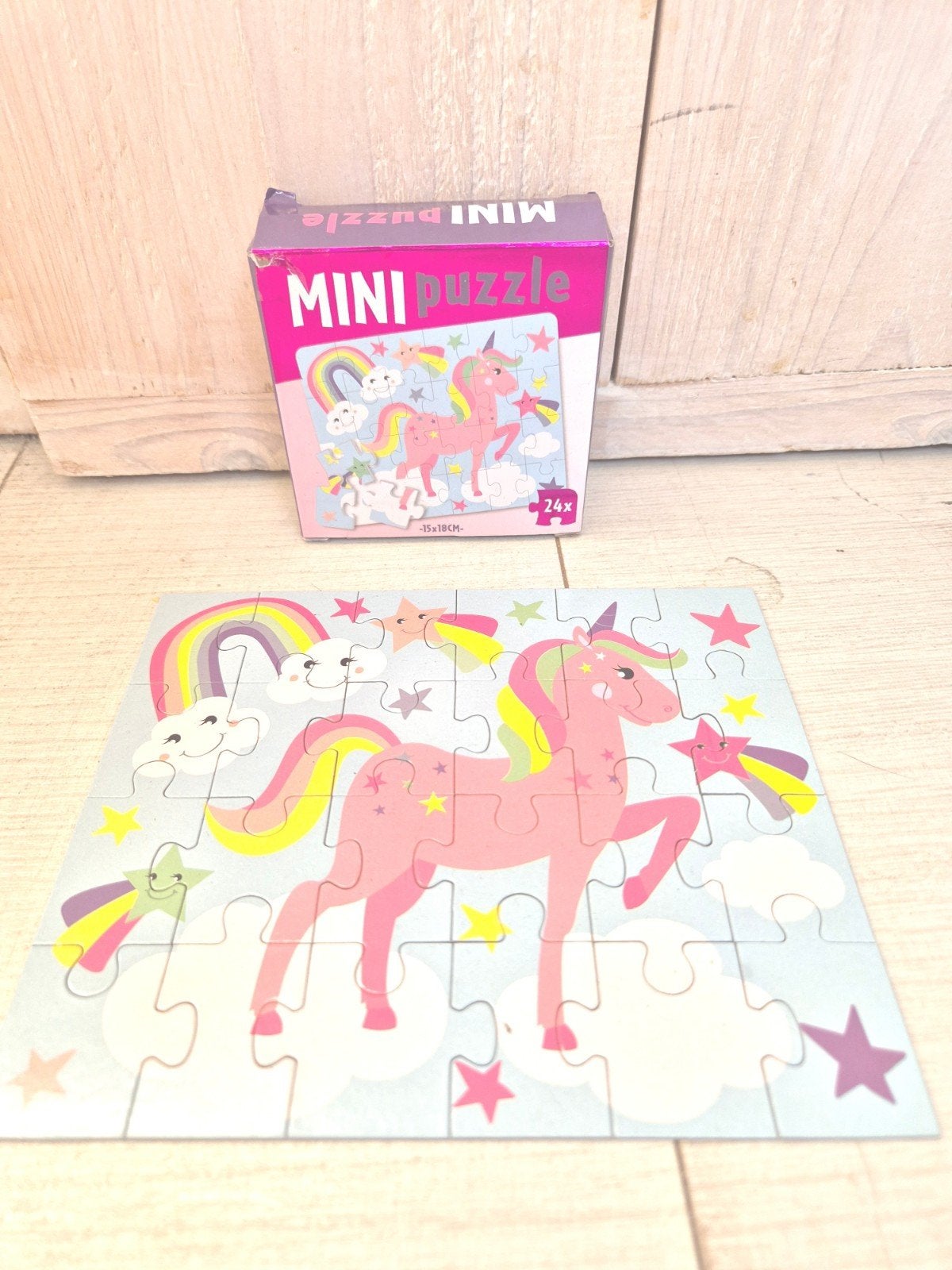 Eenhoorn Mini Puzzel 15  18 cm in klein doosje., Ophalen, 10 tot 50 stukjes, Zo goed als nieuw