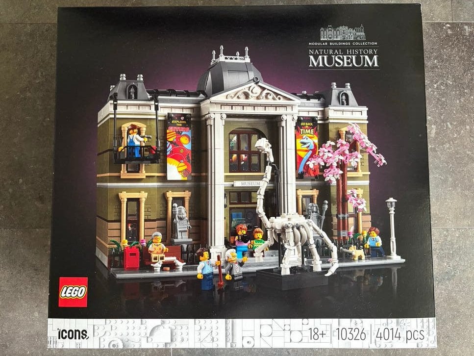 LEGO Icons 10326 Natuurhistorisch Museum - Compleet, Ophalen, Zo goed als nieuw