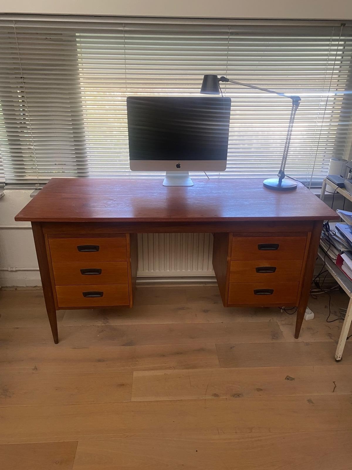 Bureau Deens design jaren 60, Huis en Inrichting, Bureaus, Ophalen, Gebruikt, Bruin