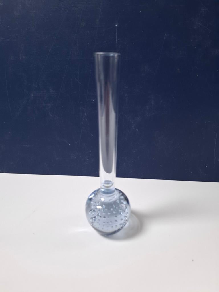 Vaasje vintage lichtblauw glas met bubbels, Ophalen of Verzenden