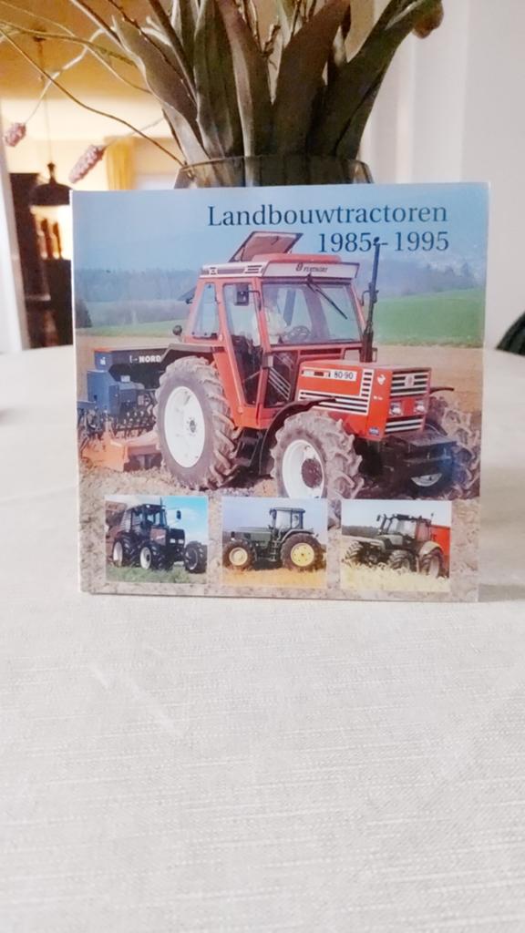 Landbouwtractoren 1985-1995 - Boek over tractoren, Ophalen of Verzenden, Gelezen, Algemeen
