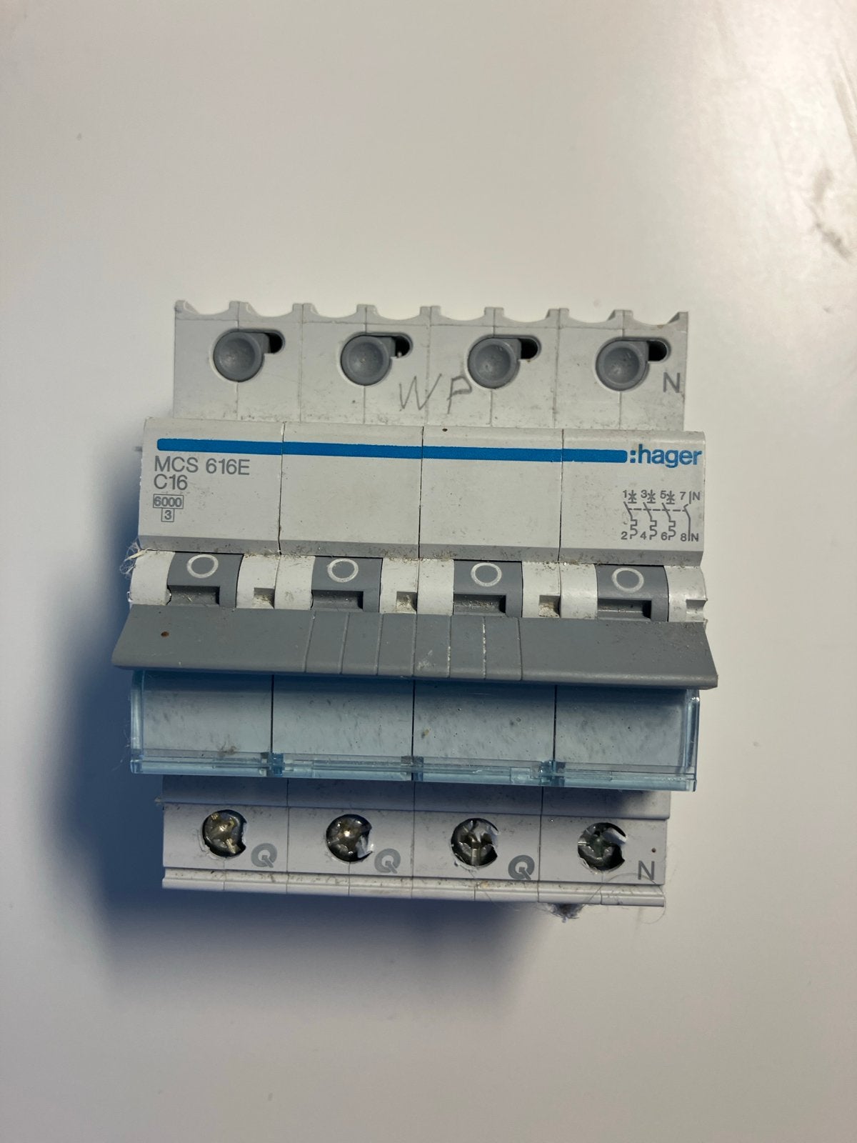 Hager MCS 616E C16 Installatieautomaat, Ophalen of Verzenden, Gebruikt, Hager, Installatieautomaat