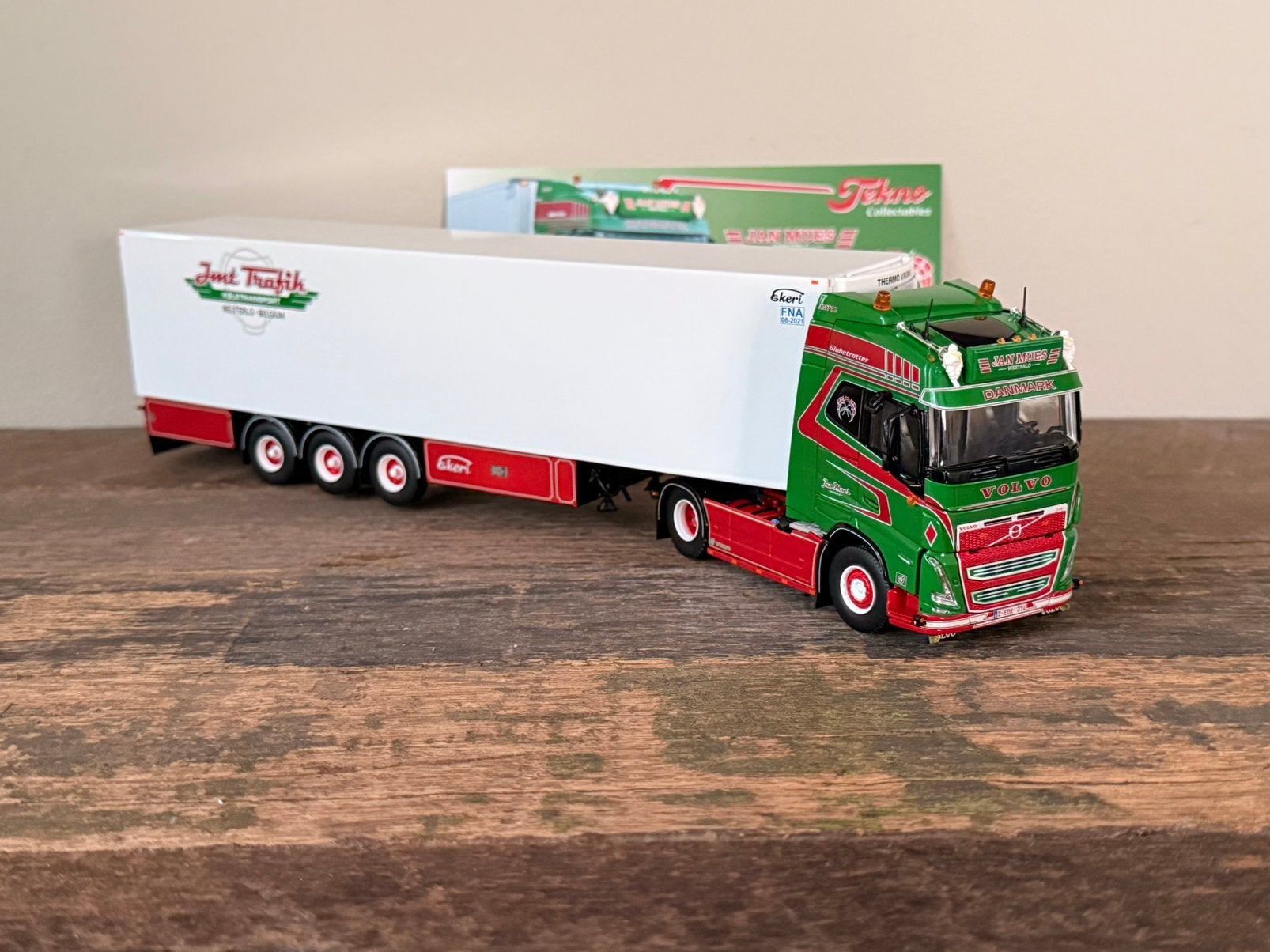 Tekno - Volvo FH5 JMT Trafik Jan Mues, Ophalen of Verzenden, Zo goed als nieuw, Bus of Vrachtwagen, Tekno