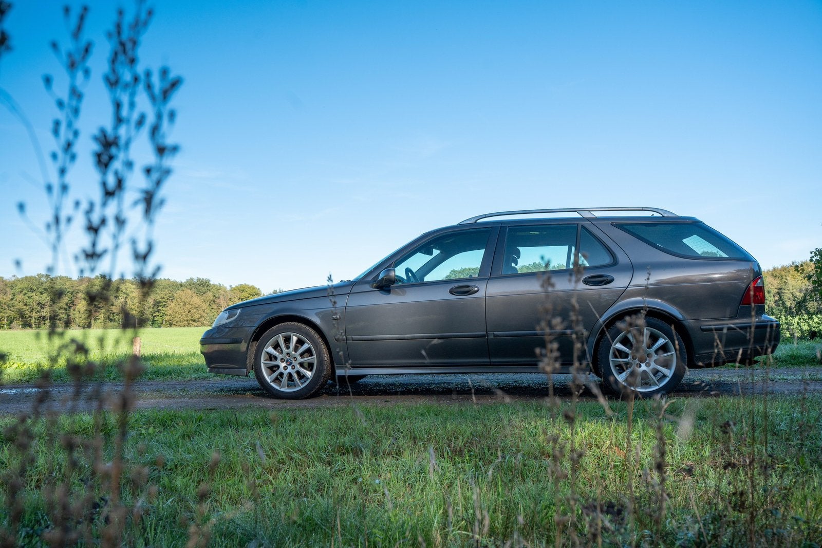 Saab 9-5 2.3 T Estate AUT 2004 Grijs - Nieuwe APK, Auto's, 1800 kg, 4 cilinders, 2290 cc, Stationwagon