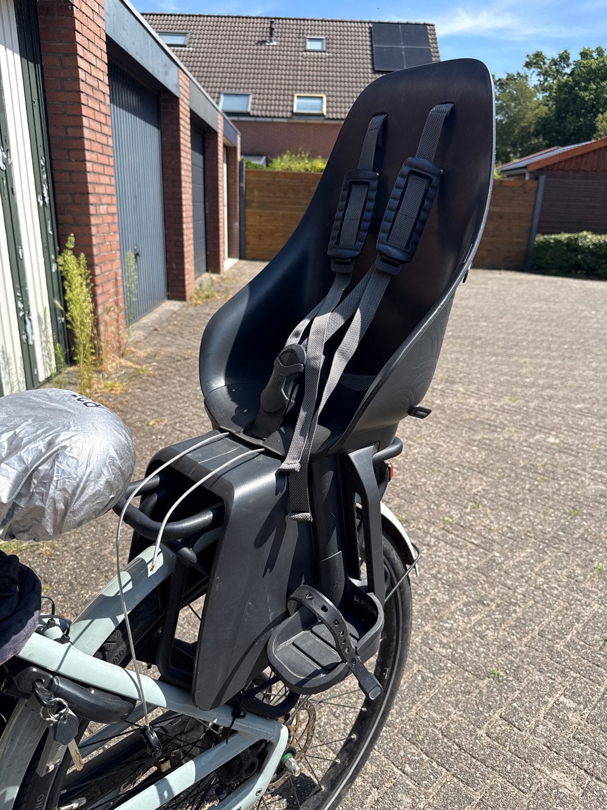 Urban Iki fietsstoel voor MIK-HD bevestiging, Ophalen, Achterzitje, 9 t/m 18 kg, Gebruikt