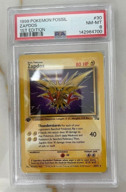 Zapdos 1st edition #30 PSA 8, Verzenden, Zo goed als nieuw, Losse kaart