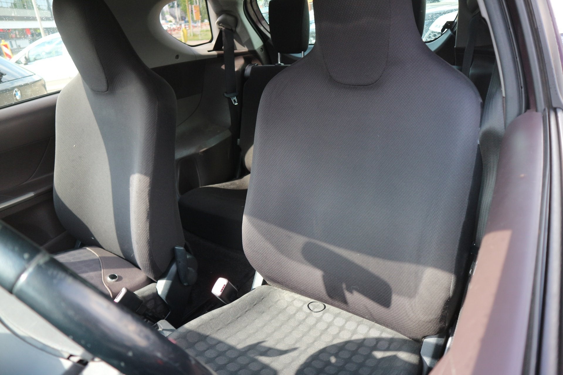 Toyota IQ 1.0 VVTi Comfort / NIEUWE APK / TOP AUTO ! !, Auto's, Gebruikt, Overige kleuren, Origineel Nederlands, Bedrijf