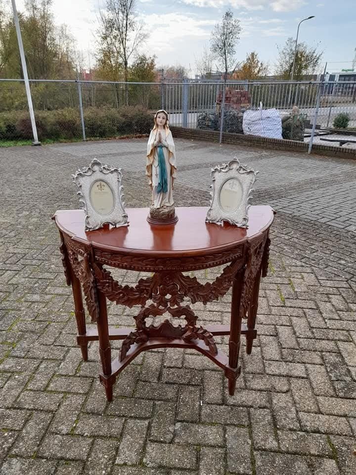 Unieke barok side tafel, Ophalen