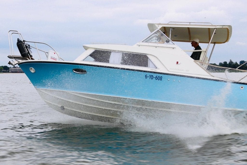 Bertram 25 express cruiser, Watersport en Boten, Overige merken, 100 cm, Ophalen of Verzenden, Motorjacht