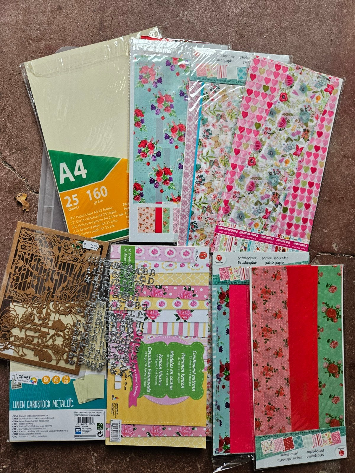 Hobby pakket 1, Ophalen, Zo goed als nieuw, Papier of Karton