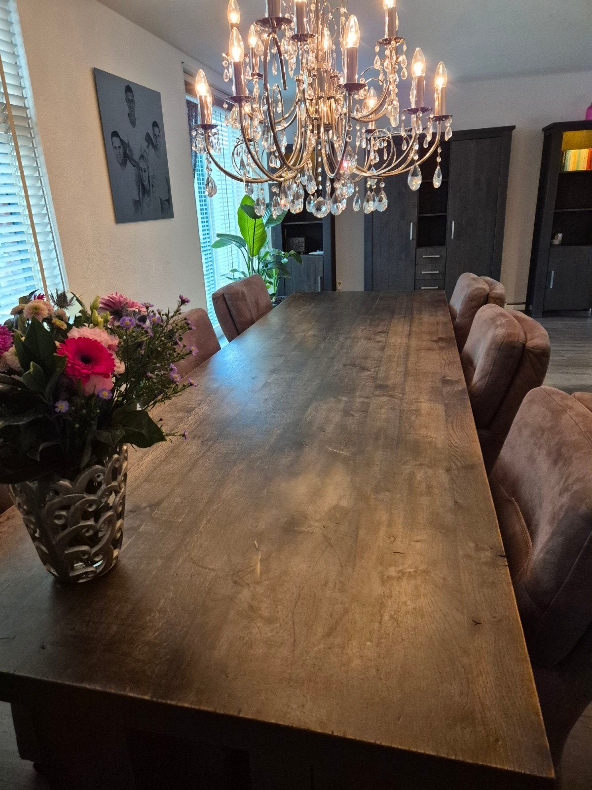 Tafel bruin eiken met poot met aluminium details 300 x 95 cm, Ophalen, Gebruikt