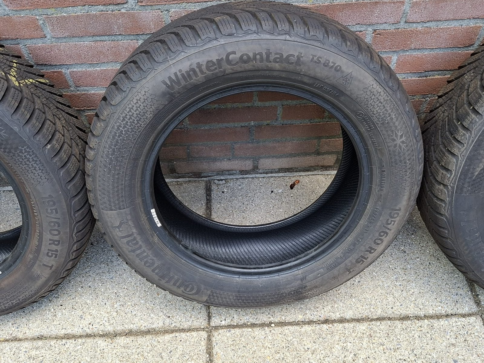 Continental Winter Contact Winterbanden 195/60 R15, Ophalen, Zo goed als nieuw