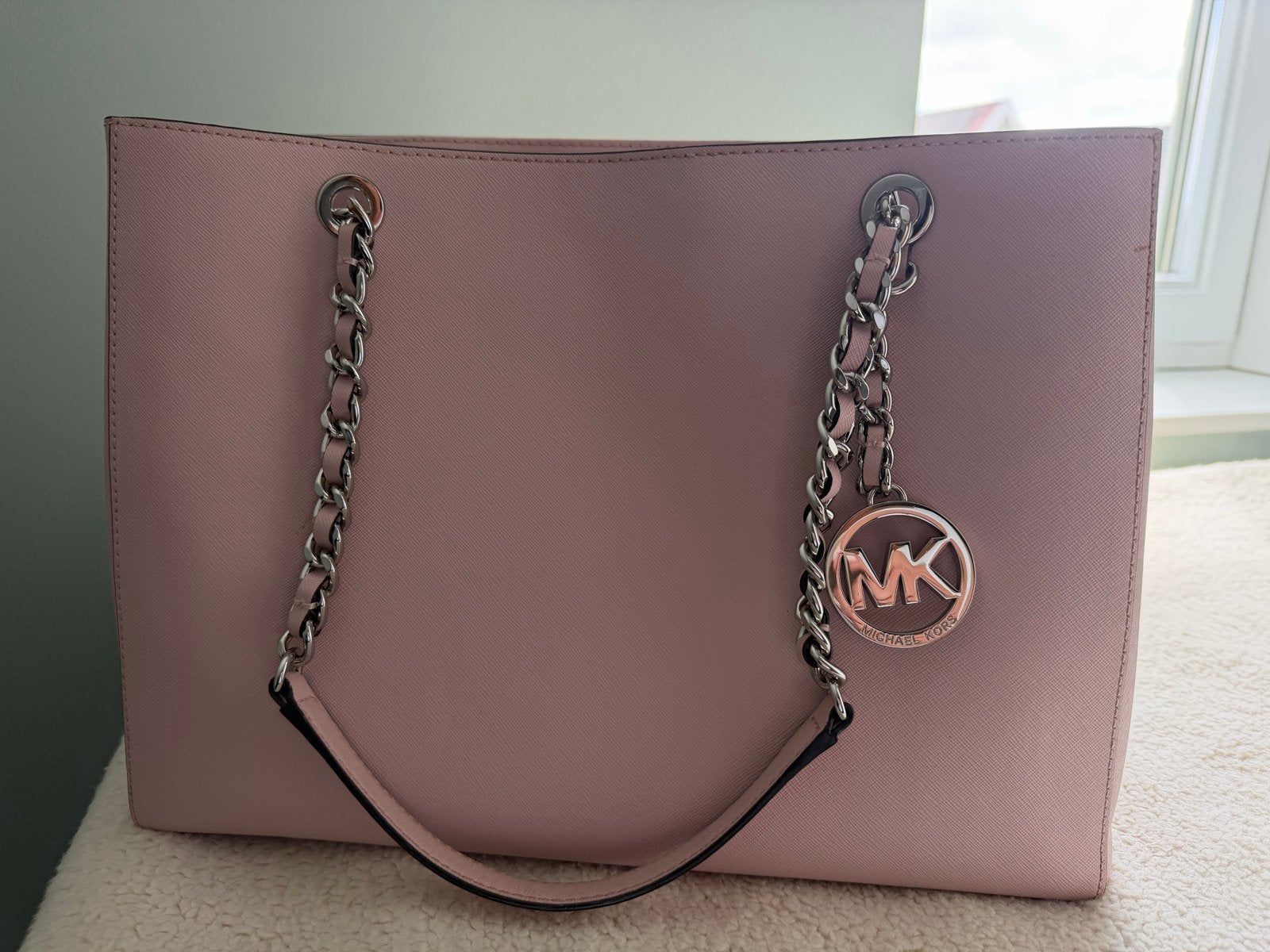 Michael Kors tas lichtroze met zilveren details, Ophalen of Verzenden, Gebruikt, Roze, Handtas