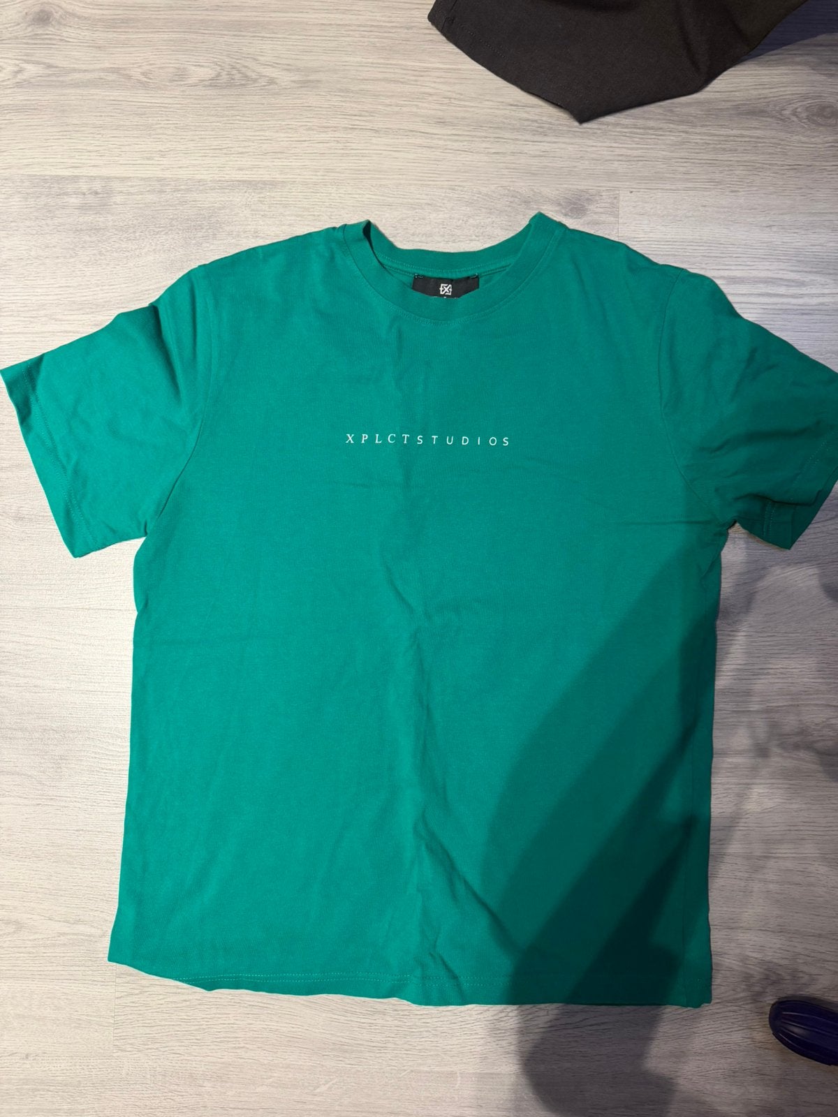 XPLCT Studios T shirt, Ophalen of Verzenden, Zo goed als nieuw