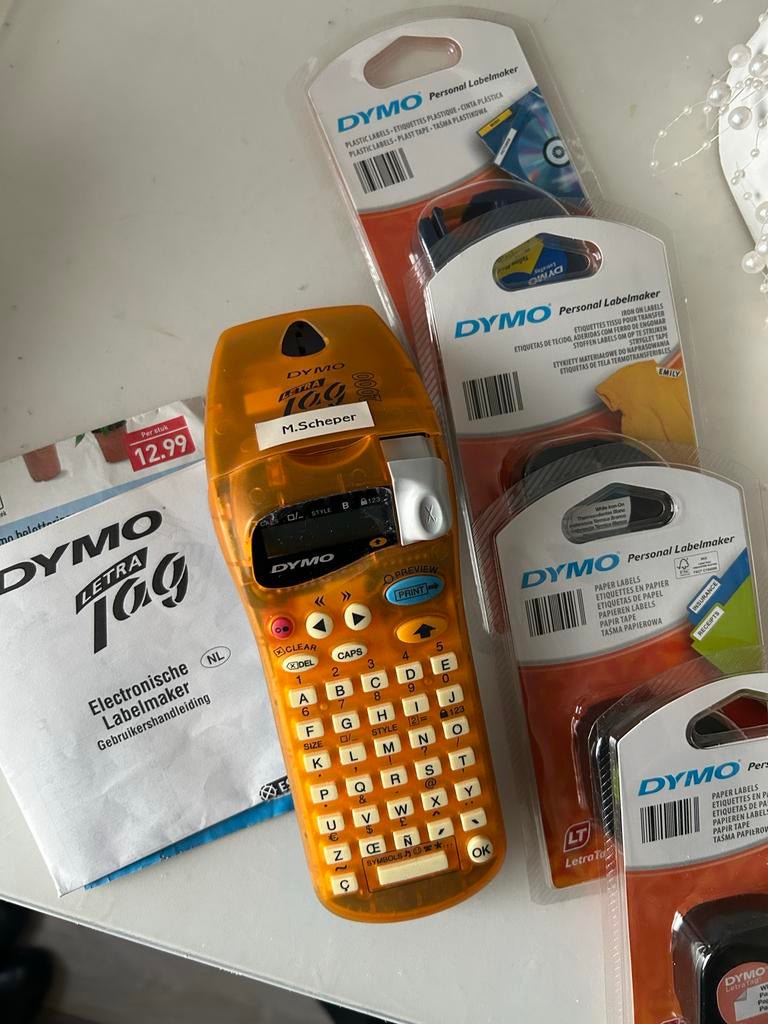 Dymo LetraTag 2000 Labelmaker met diverse tapes, Computers en Software, Labelprinters, Ophalen of Verzenden, Zo goed als nieuw