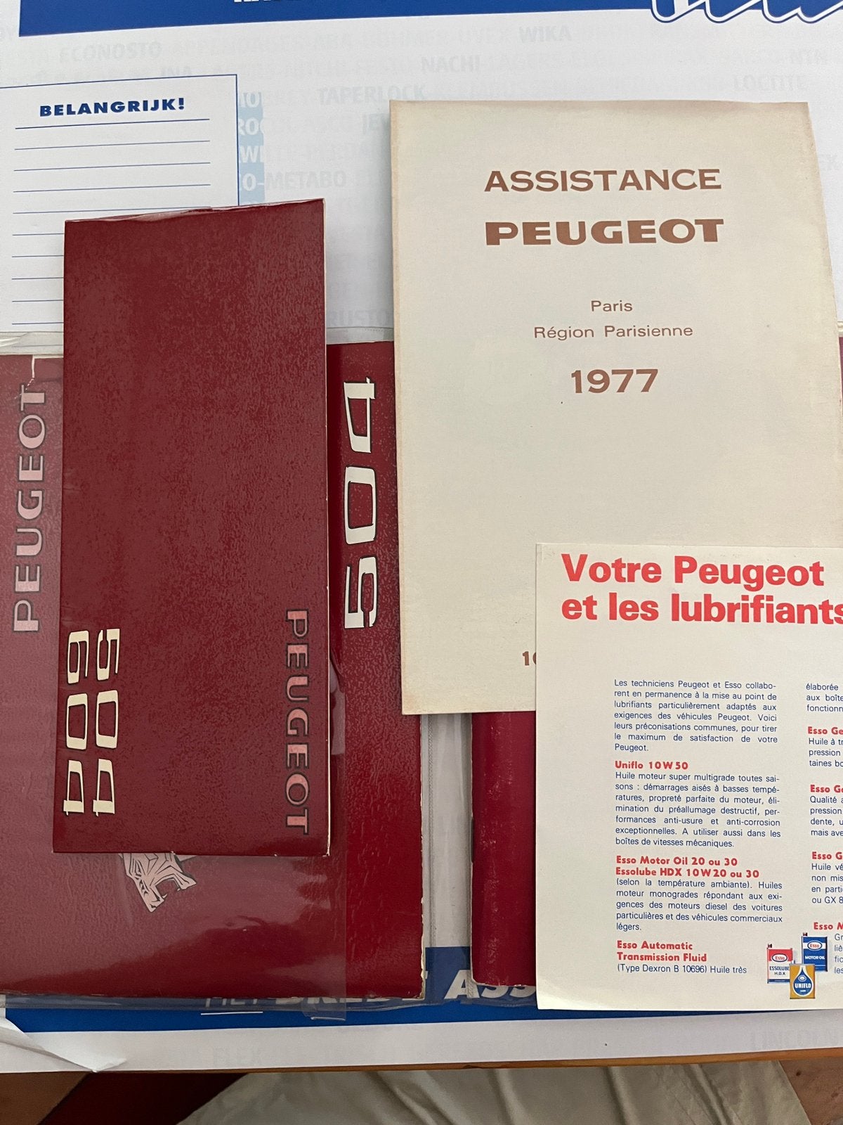 Set origineel instructieboekjes Peugeot 504, Ophalen, Gelezen, Peugeot