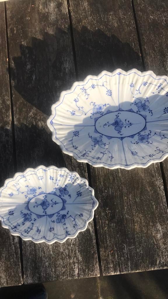 2 x Antieke Rauenstein schaal “Strobloem”, Ophalen of Verzenden