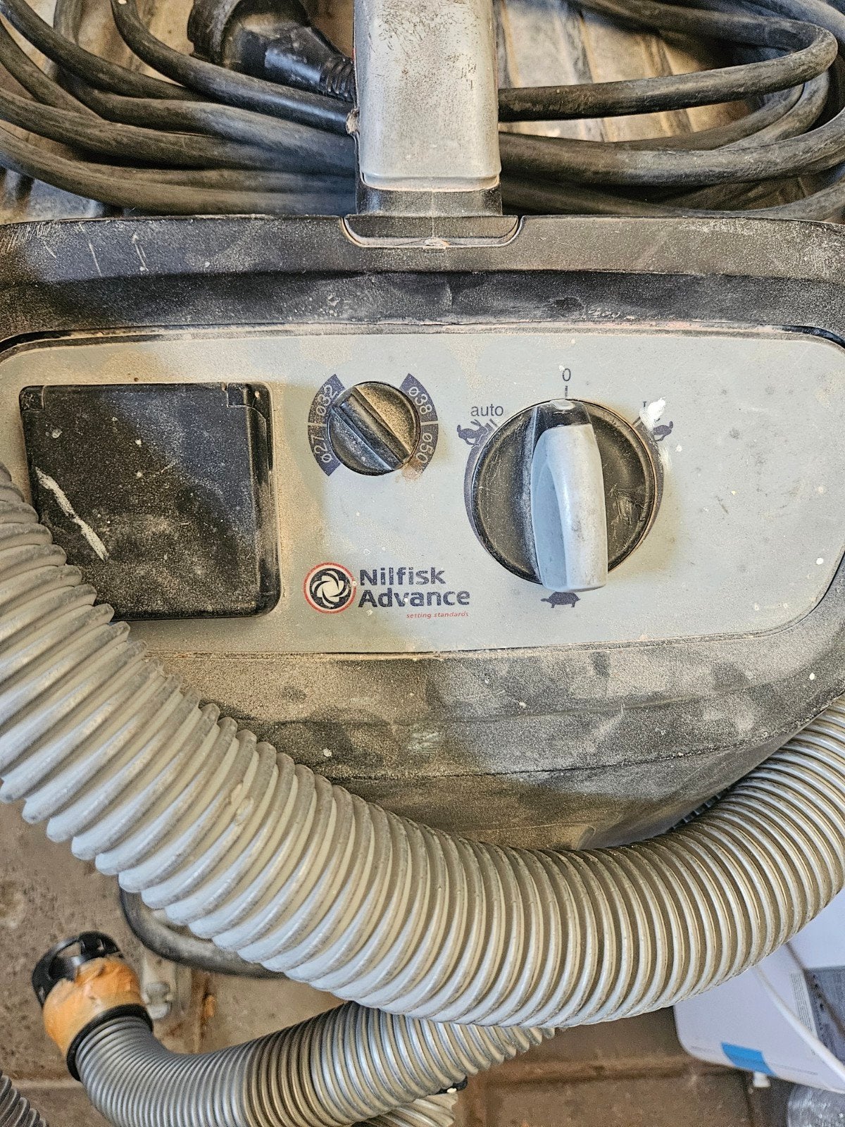 Nilfisk Advance IVB 7-M Industriële Stofzuiger 1200W, Ophalen, Gebruikt, ., Overige typen
