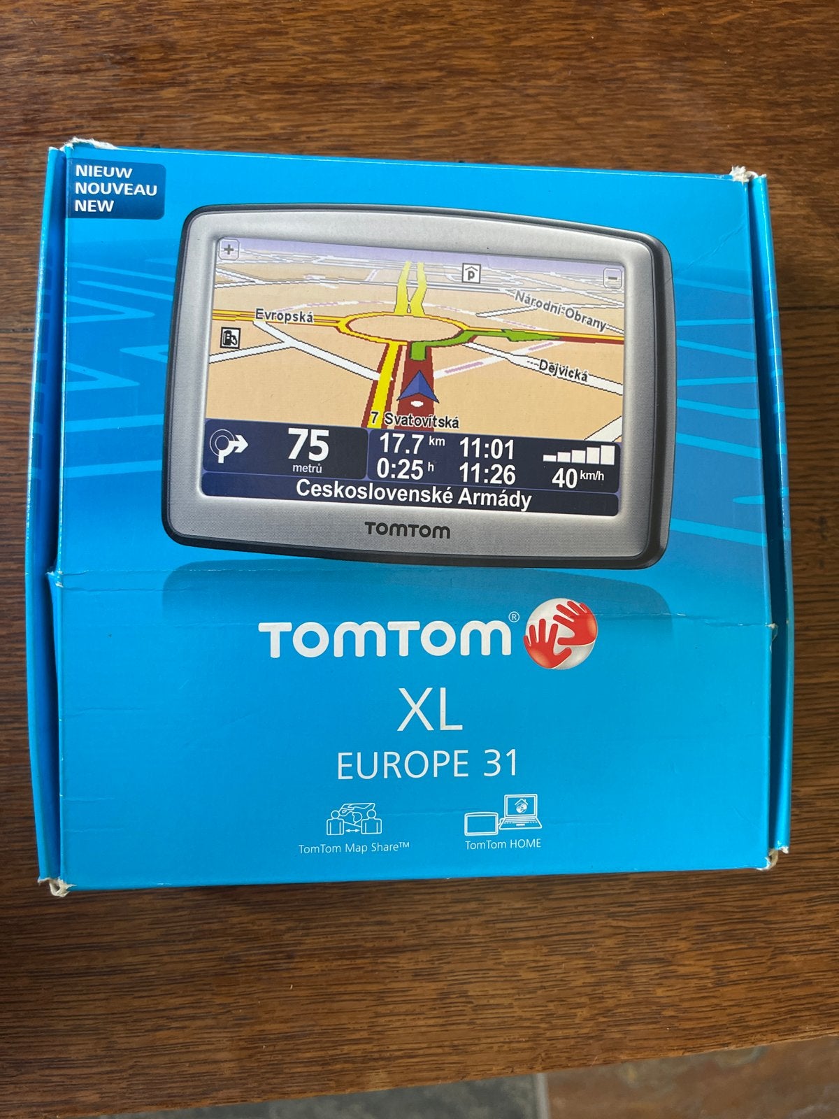 TomTom XL Europe 31 GPS Navigatiesysteem met hoes, Auto diversen, Autonavigatie, Ophalen of Verzenden, Zo goed als nieuw